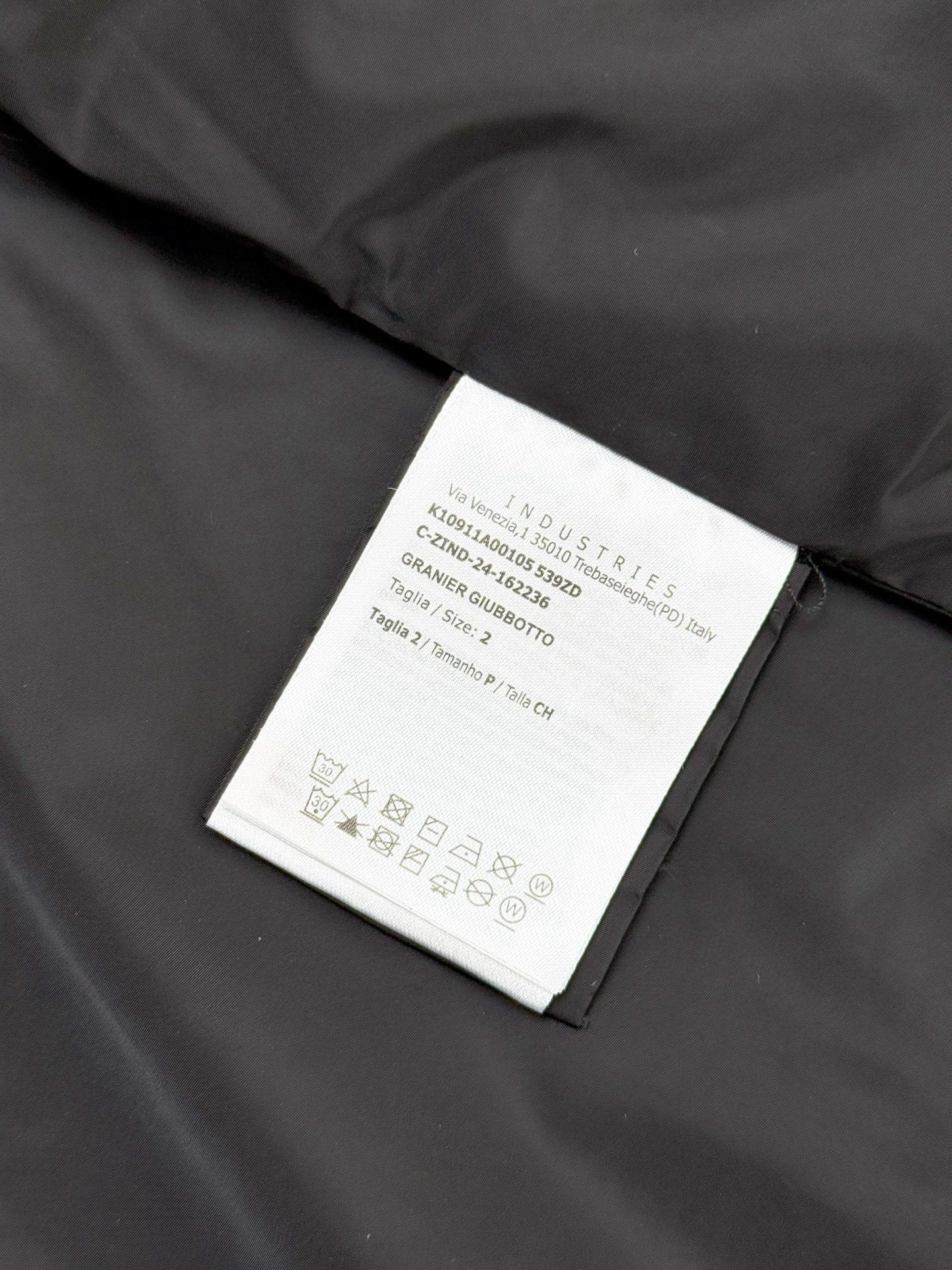 wg.luxury- 7o9385r item:E-F409G2642